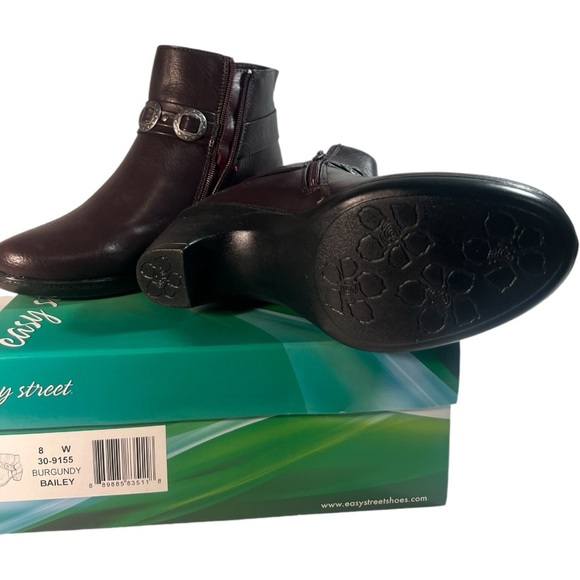 Easy Street burgundy bailey Sz 8W rodeo western boots w conchos. Comfy low hill - Picture 4 of 11